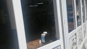 Отель Круиз (Анапа, Пионерский, 81). Прилегающая территория с палатками и магазинами.