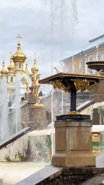 Санкт-Петербург, Петергоф, парковый ансамбль #travel #stpetersburgrussia #peterhof #travelrussia смотреть онлайн