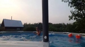 Купаемся в бассейне🍏❤️С подругай