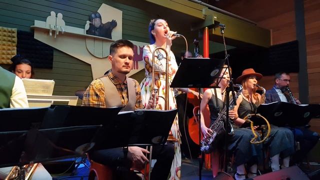 4 - Kickin' Jass Orchestra (Екатеринбург)
