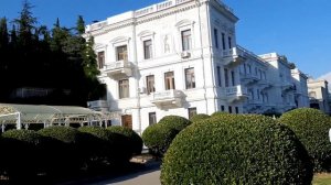 Ливадийский дворец! Гуляем и знакомимся с достопримечательностями Ливадийского парка и дворца!