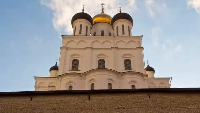Псков - вокруг кремля смотреть онлайн