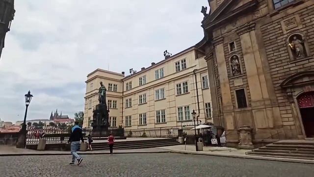 Vlog #017 Покажу вам немного центра Праги смотреть онлайн