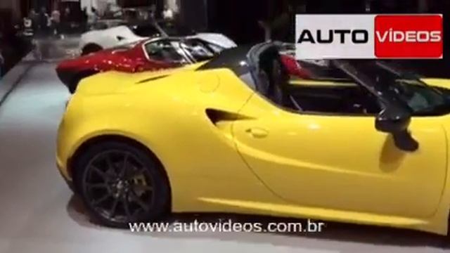 Conversíveis da Alfa Romeo - Salão de Chicago 2016 смотреть онлайн