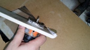 как просверлить отверстие коронкой если невозможно ее отцентрировать