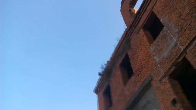 Скинули СКЕЙТ с крыши! смотреть онлайн
