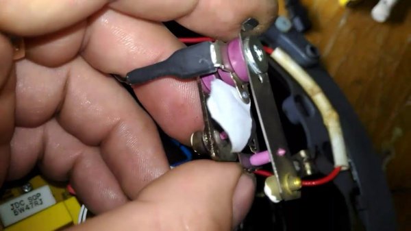 Ремонт мультиварки VITESSE, необычная поломка.