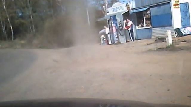 Смерч в деревне смотреть онлайн