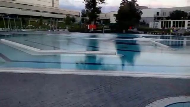 бассейн Уйпешт смотреть онлайн