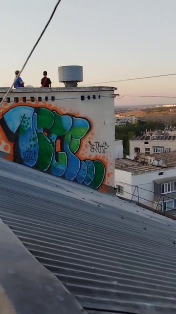 Roof #graffitilife #graffiti #граффити #теггинг #теги #крыша #rooftop #па смотреть онлайн