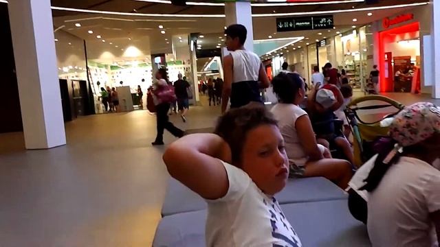 БАРСЕЛОНА РАСПРОДАЖИ! ВСЁ ЛУЧШЕЕ ДЕТЯМ И ВЗРОСЛЫМ В ТЦ"DIAGONAL MAR СМЕШНОЕ ВИДЕО! смотреть онлайн