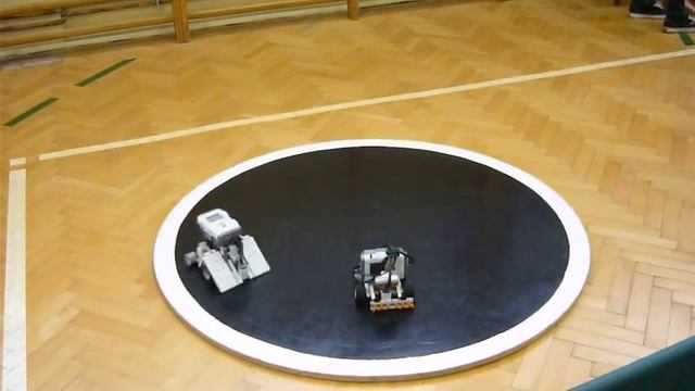 Lego sumo 2014 RobotChallenge - WON tournament EuroBOT 2014 -. round 1. Lego Mindstorms смотреть онлайн