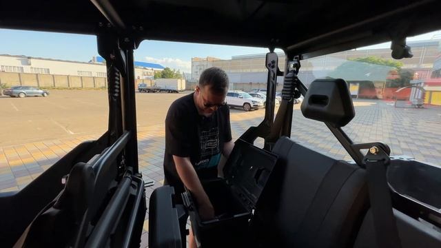 ОБЗОР НОВИНКИ 6ти МЕСТНОЙ БАГГИ CFMOTO UFORCE 1000 XLEPS