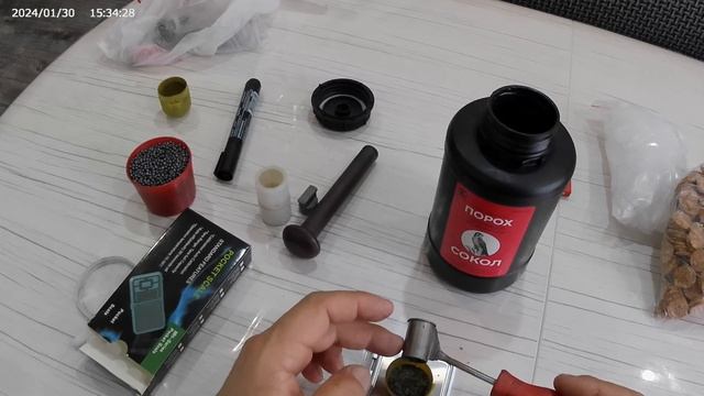 Снаряжение дробового патрона (12 калибр) смотреть онлайн