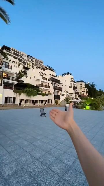 Где эти необычные апартаменты с частным пляжем в Сочи?💙 Закат в Санторини клаб, архитектура Греции смотреть онлайн