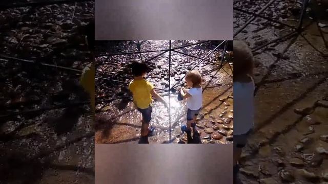 В Петергоф вместе с детьми смотреть онлайн