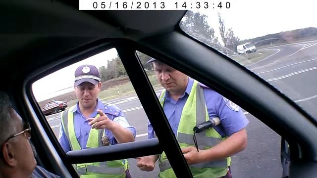 Очередной и очевидный развод ГАИшников смотреть онлайн