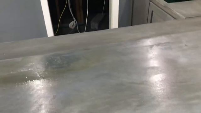 Gray wash pallet basement bar by Cowboy Jeff смотреть онлайн