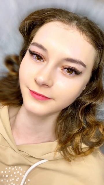 Ресницы. Наращивание ресниц #наращиваниересниц #makeup #ресницы #lashes #beauty #2d #makeupartist смотреть онлайн