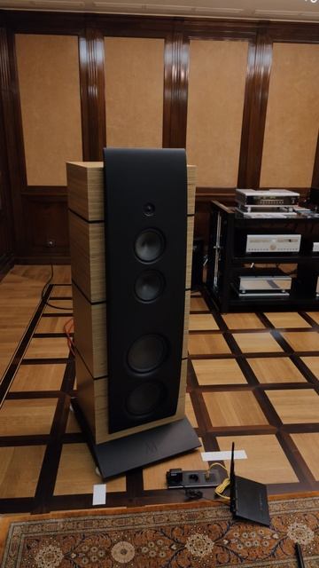 Играют Magico M5 🤘😁 смотреть онлайн