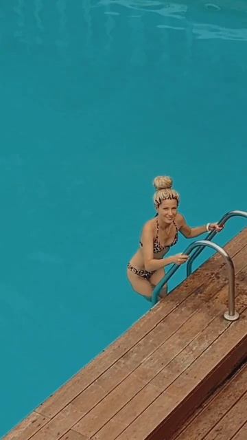 Есть ли в России железная дорога между скал?! Гуамка, поезд и Орлиная полка. #гуамка #мезмай #жд смотреть онлайн