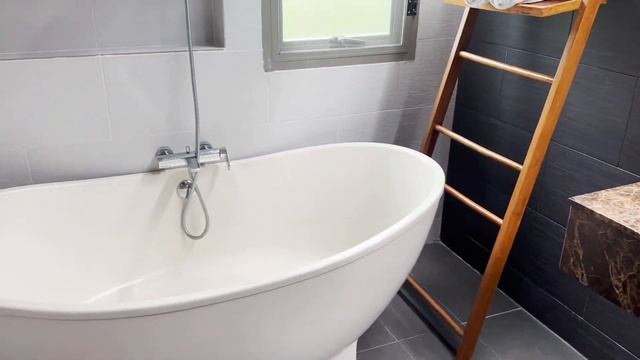 ОТЕЛЬ MANDARAVA RESORT & SPA НА ПХУКЕТЕ. ТЕРРИТОРИЯ, СЕРВИС И ПИТАНИЕ. СТОИТ ЛИ ЗДЕСЬ ОТДЫХАТЬ?