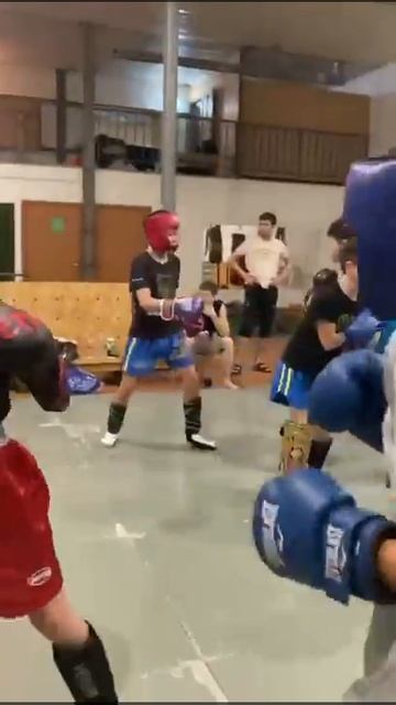 Тренировочный процесс клуб sunqar team Караганда .Майкудук смотреть онлайн
