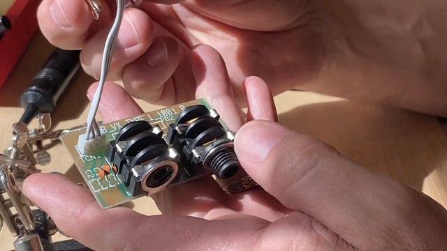 Vox AC30CC2X Converted To Hand Wired Input Jacks смотреть онлайн