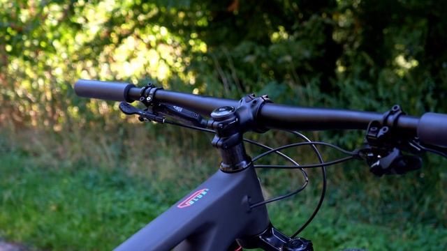 Der DownCountry Hammer im Flightcheck! | Santa Cruz BLUR TR 2022 смотреть онлайн