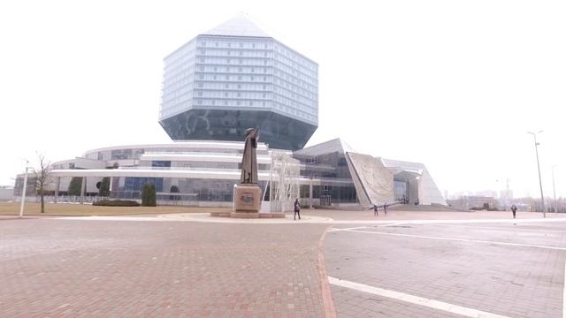 ВЫХОДНЫЕ В МИНСКЕ смотреть онлайн