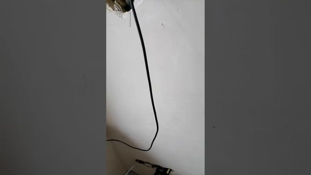 Проводка в стене смотреть онлайн