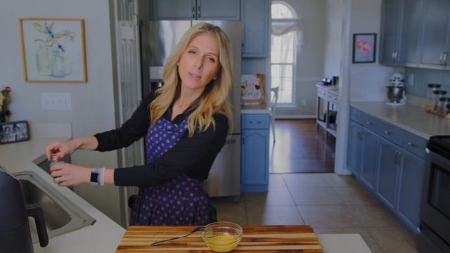 Air Fryer Scrambled Eggs [Episode 28] | Cooking With Ms. Kristi смотреть онлайн