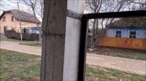 Распашные ворота с металлическим штакетником. Весело, своими руками.