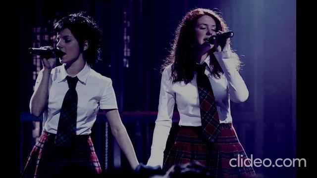 ТАТУ - Не верь, Не бойся, не проси (Remix) смотреть онлайн