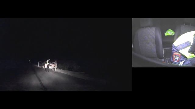 Четверо жителей Волгограда в полицейских формах похитили саратовского бизнесмена смотреть онлайн