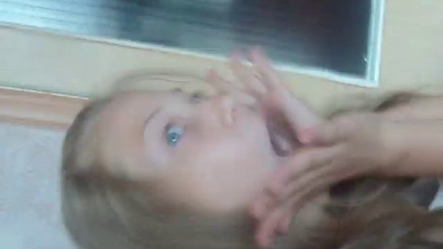 ЧУМАЧЕЧАЯ ВЕСНА КРЫШУ НАМ С ТОБОЙ СНЕСЛА смотреть онлайн