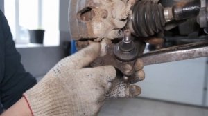 Лёгкий способ замены шаровой опоры Шкода Октавия А7 бе