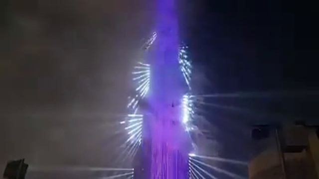 Самое грандиозное новогоднее фейерверк-шоу в мире: Дубай-2019 смотреть онлайн