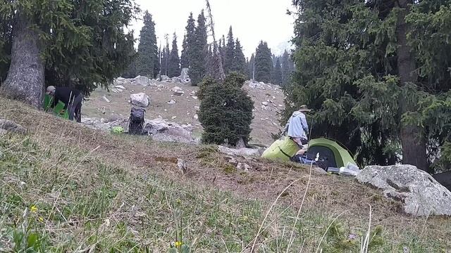 Видео Таймлапс. Установка палаток смотреть онлайн