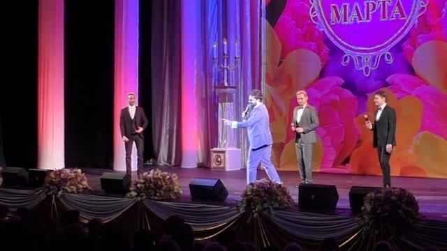 Кирилл Золочевский - солист квартета Per4men (Перфомен) смотреть онлайн