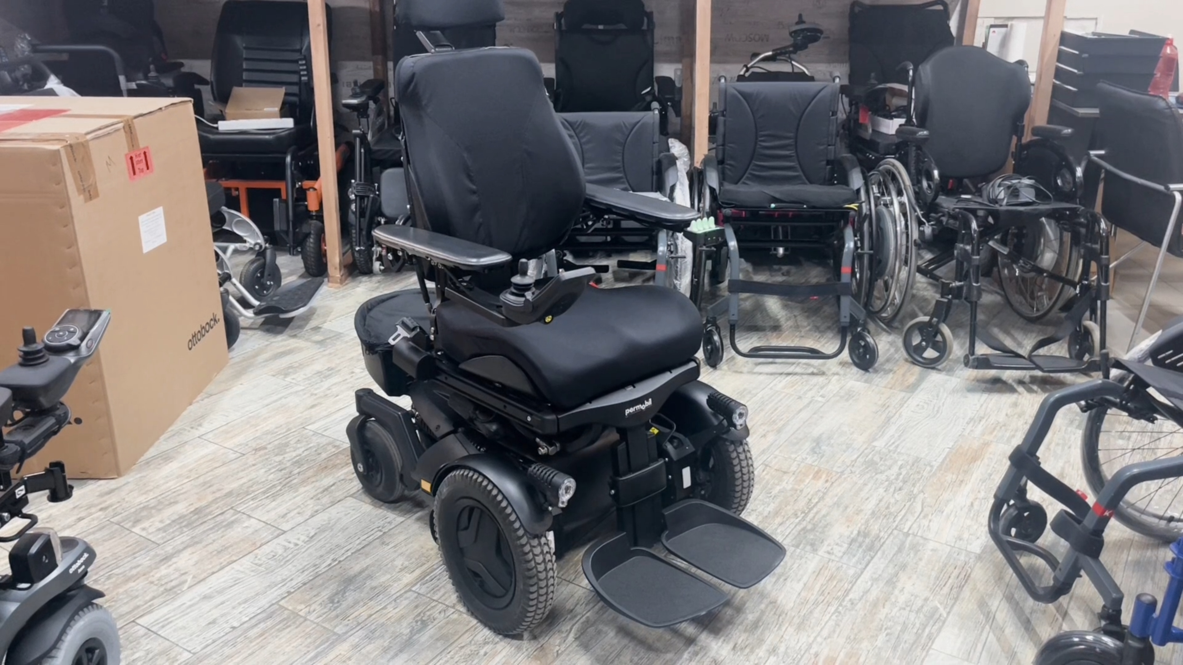 ВНИМАНИЕ📣 КОЛЯСКА PERMOBIL F5 В ПОЛНОЙ КОМПЛЕКТАЦИИ💫 смотреть онлайн