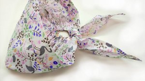 Косынка на резинке новым способом. Идеально подходит для дачи и пляжа