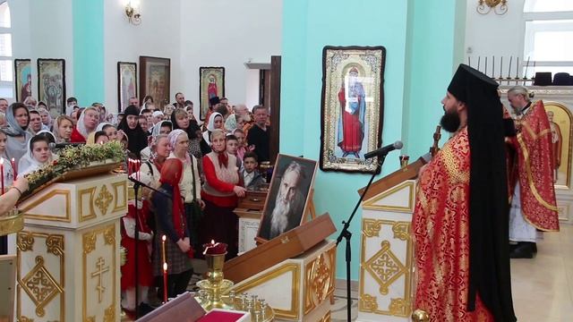 Поминальное Пасхальное богослужение . Памяти Батюшки Илия . смотреть онлайн