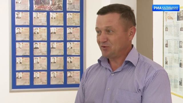 Выпускники КалмГУ педагогических направлений встретились с работодателями смотреть онлайн