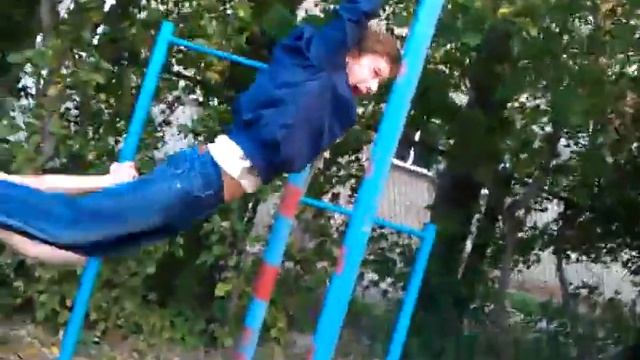 Ужасный ураган в Курске смотреть онлайн