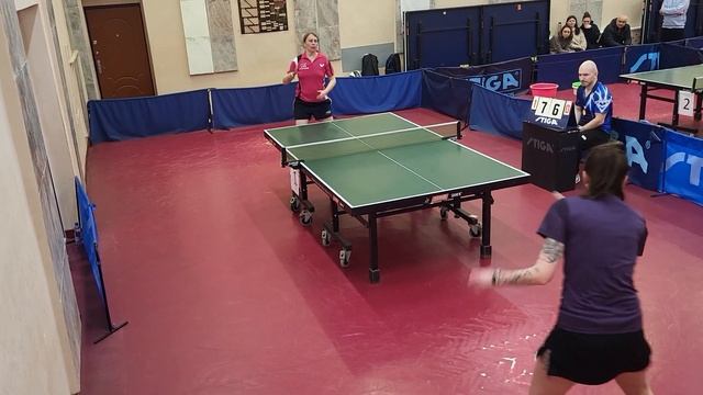 Как играет Мастер спорта по длинным шипам Комментирует Александр Арапов смотреть онлайн