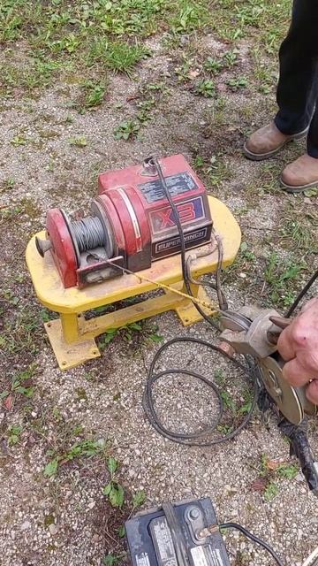 Electric Winch смотреть онлайн