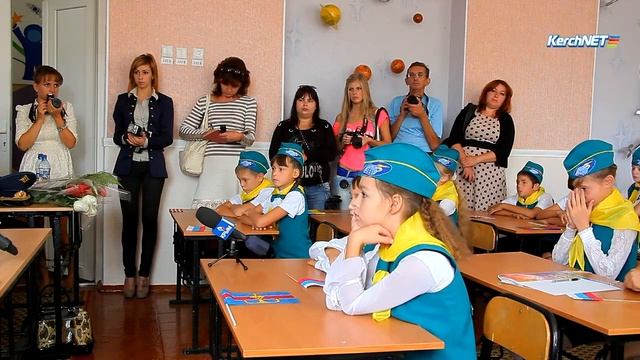 В Керчи открыли первый в Украине класс космонавтики смотреть онлайн