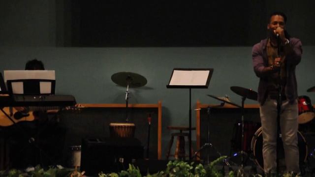 Devin Michael - "'Tis So Sweet To Trust In Jesus" + "Awesome God" смотреть онлайн