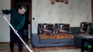 КАК ПРАВИЛЬНО НАВЕШИВАТЬ КЛЮШКОЙ ШАЙБУ_ИЛИ ТЕНИСНЫЙ МЯЧИК_)